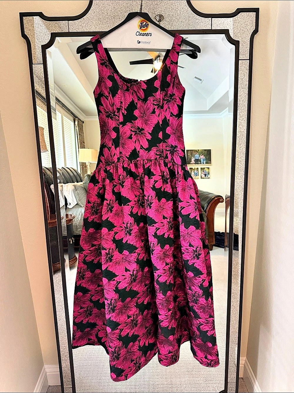 Elliatt Eleanora Drop Waist Mini Dress Pink & Black Medium